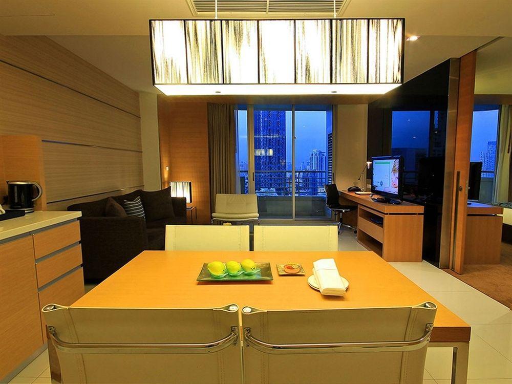 Oaks Bangkok Sathorn Aparthotel Bagian luar foto