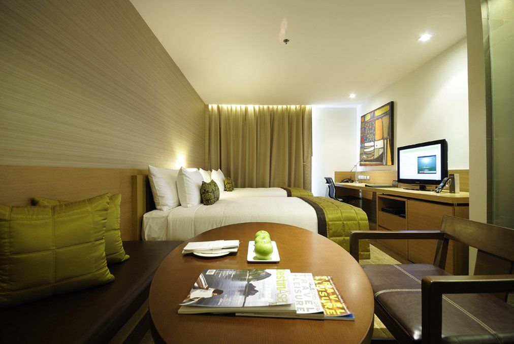 Oaks Bangkok Sathorn Aparthotel Bagian luar foto